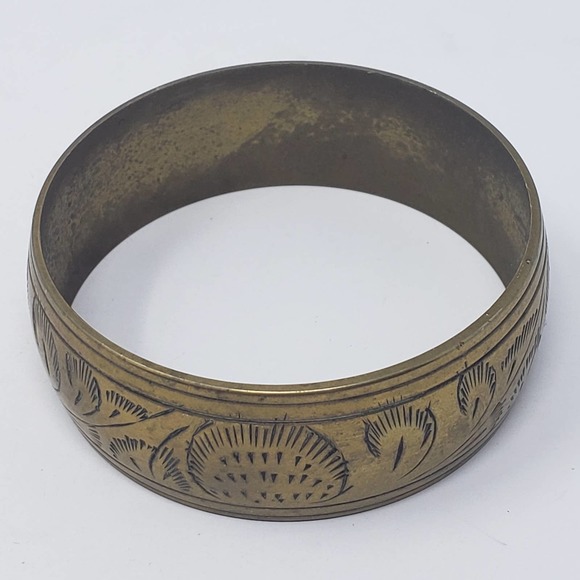 Brass Etched Wide Bangle Bracelet Leaves Boho - Picture 3 of 4